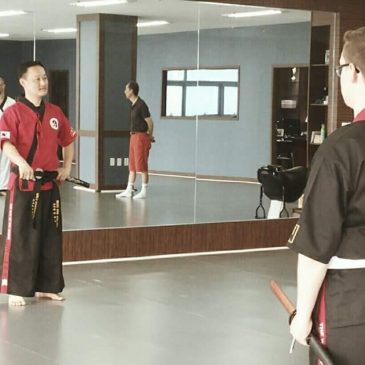 Taewondo & Hapkido instructors visit the headquarters in Korea for Kummooyeh seminar(독일 태권도 합기도 사범 협회 연수원 방문)