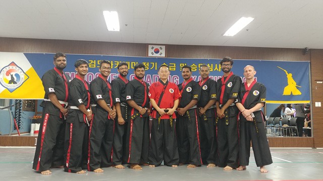 Kummooyeh instructor training for Indian TKD practitioners(인도 태권도 사범 검무예 연수원에서 지도자 과정 수련)